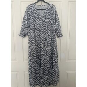 SHEIN Curve Dress Womens 2XL Gray White Ikat Print V Neck Midi Boho Polyester